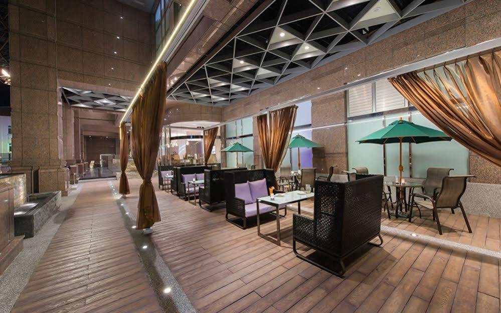 Forte Hotel Changhua Bagian luar foto