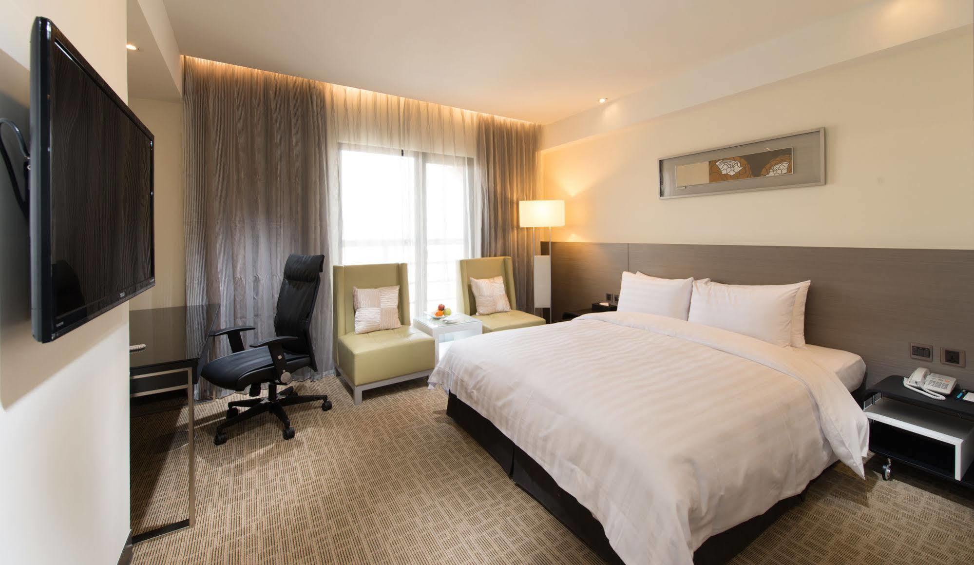 Forte Hotel Changhua Bagian luar foto